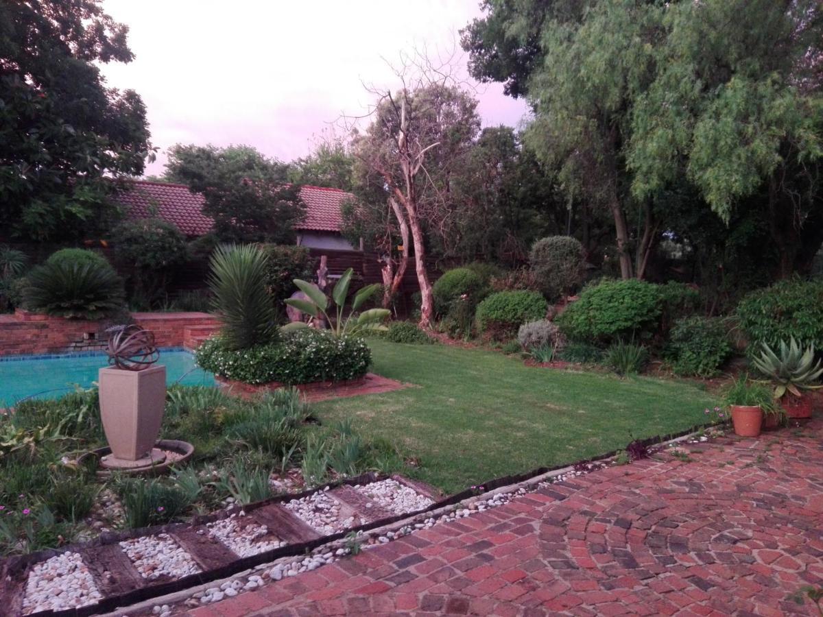 Fourways Guest Lodge Johannesburg Eksteriør billede